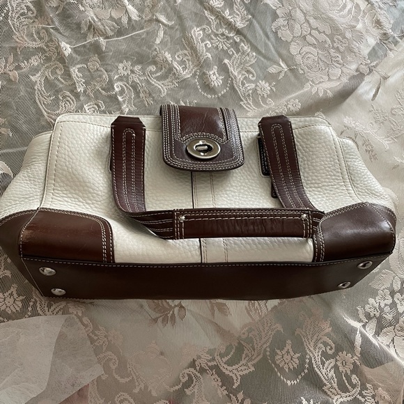 Vintage Coach Hamilton pebble leather handbag - Picture 9 of 11